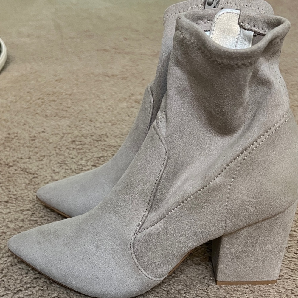 Express Light Gray Ankle Booties - Picture 2 of 2